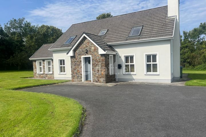 1 Clahane, Ballyard, Tralee, Co. Kerry