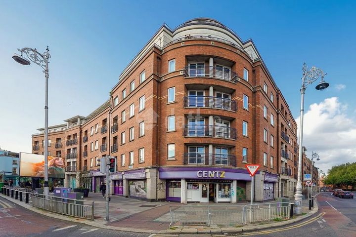 Apt 18, Dawson House, Dean Court, D08 T667, Christchurch, Dublin 8