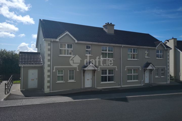 28 Gort Na Gréine, Carnamuggagh Upper, Letterkenny, Co. Donegal