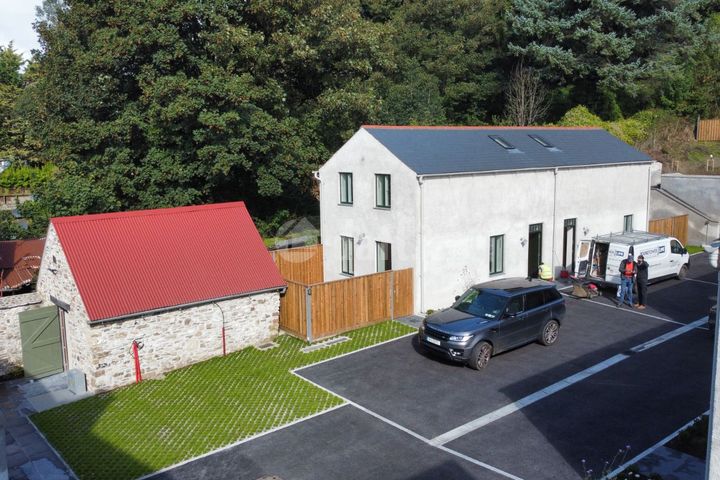 6 Baker's Lane, Main Street Innishannon, Bishopstown, Co. Cork