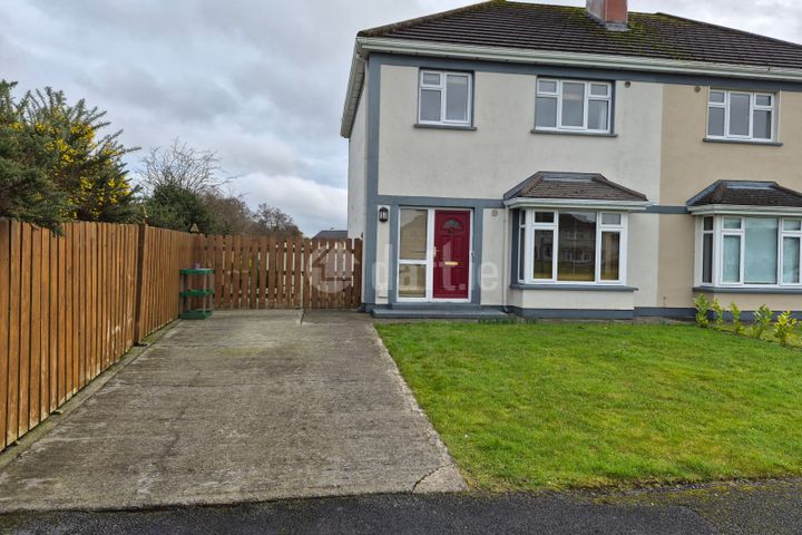 28 Sarsfield Crescent, Charlestown, Charlestown, Co. Mayo