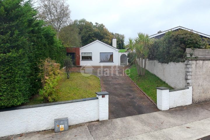 Martone, 24A Rochestown Rise, Rochestown, Co. Cork