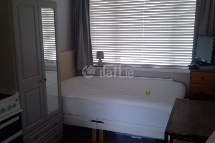 Howth Road, Clontarf, Dublin 3