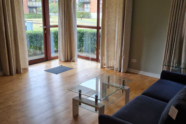 Apt 5, Block 1, Parklands, D09CC9C, Santry, Dublin 9