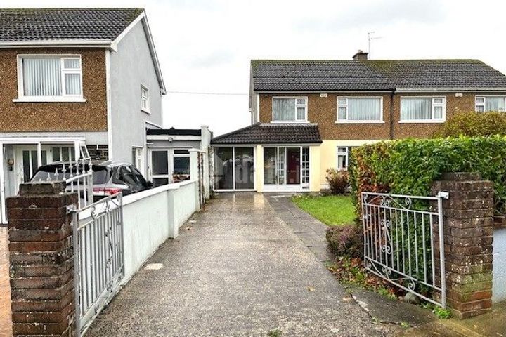 Coolruss, 37 Raheen Gardens, Dooradoyle, Co. Limerick