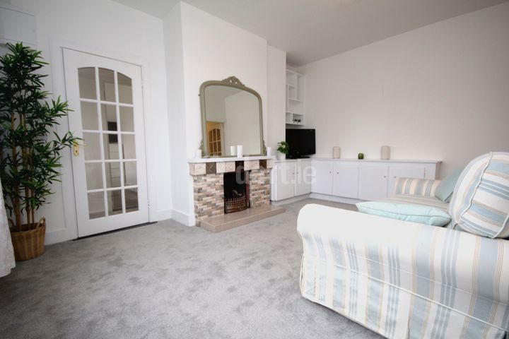 10 Glenamuck Cottages, Carrickmines, Dublin 18