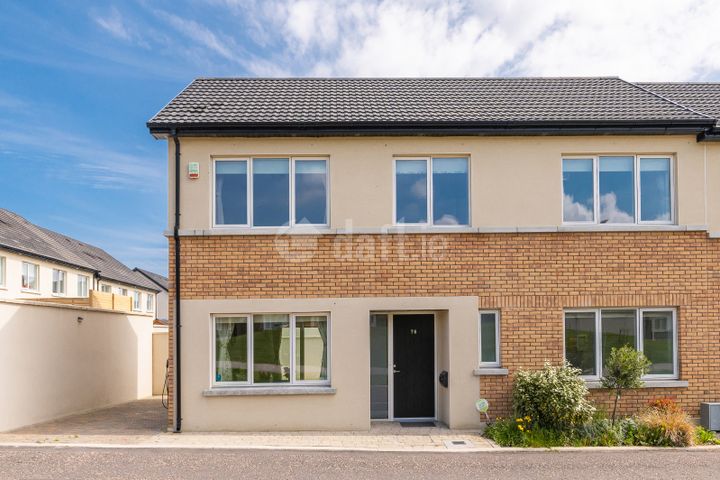 76 Clay Farm Drive, Clay Farm, Leopardstown, Dublin 18
