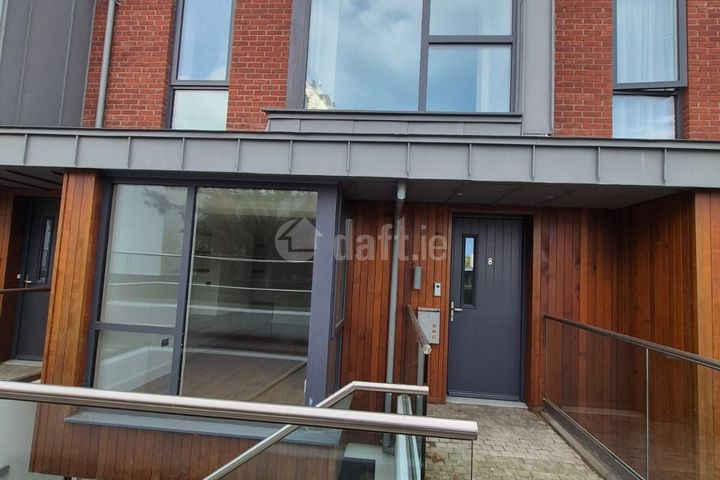 8 Saint Paul'S Square, Adelaide Road, Glenageary, Glasthule, Co. Dublin