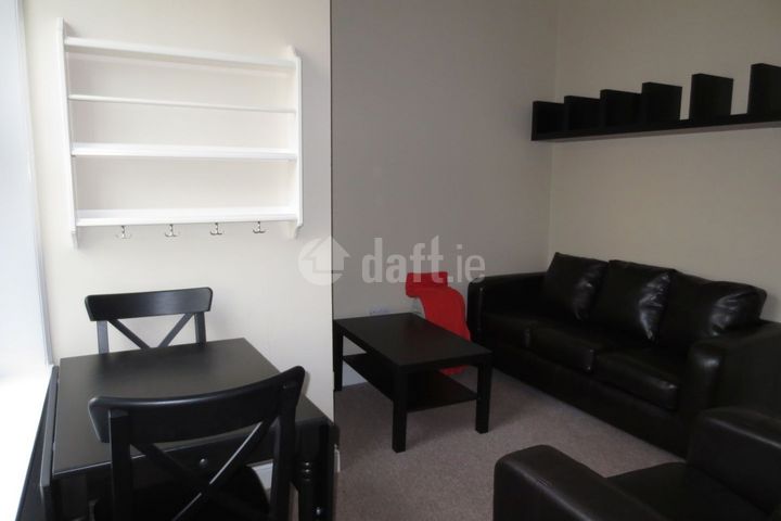 SHORT TERM - McCurtain Street, Co. Cork