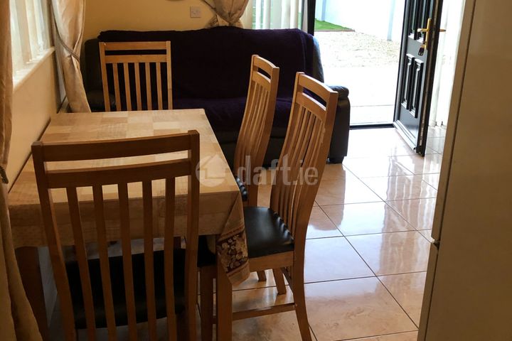 Standhouse road, Newbridge, Co. Kildare