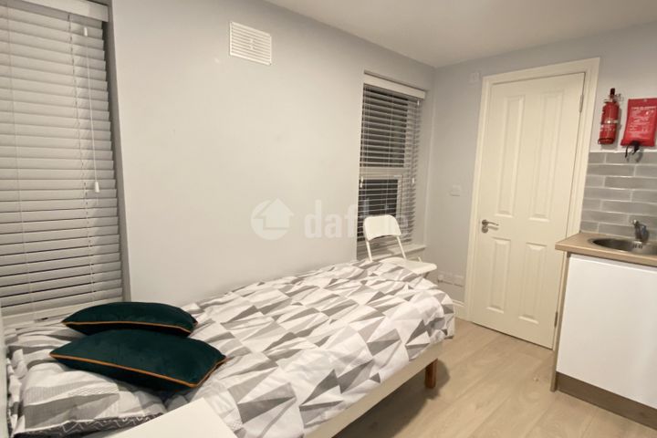 Cabra Road, Dublin 7