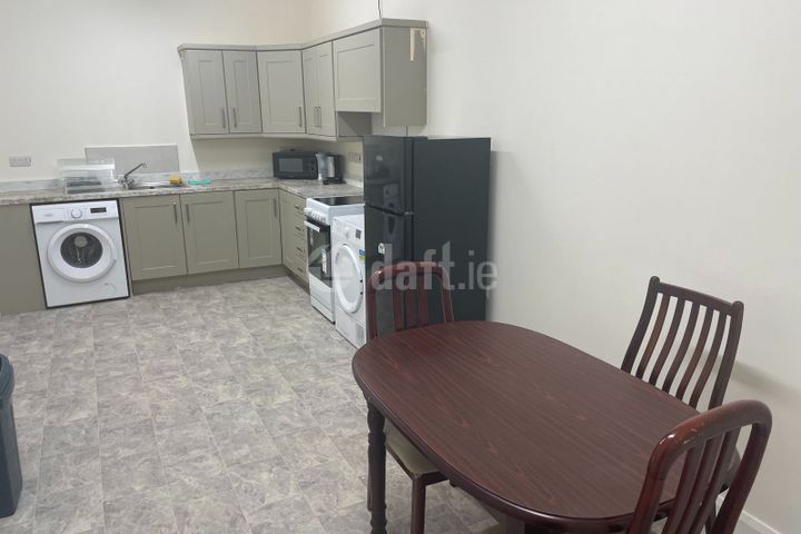 Bundoran Mobiles, Shell House, Main Street, Bundor, Cliff, Co. Donegal