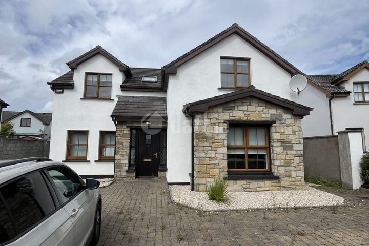 9 Oakwood, Bohola, Bohola, Co. Mayo