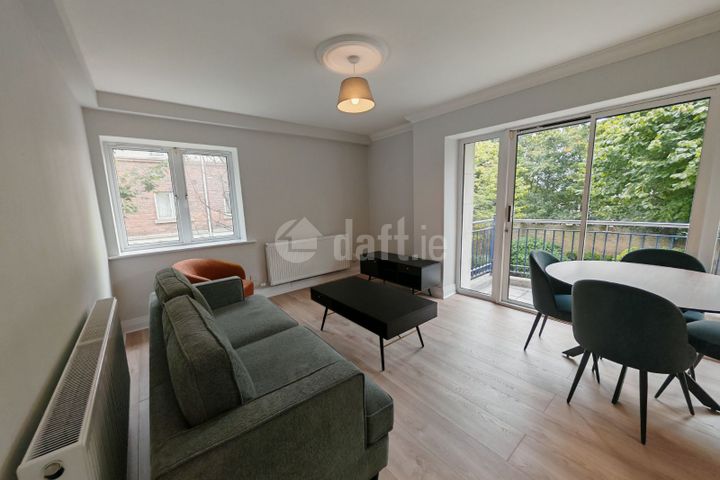 Hampton Square, Navan Road (D7), Dublin 7