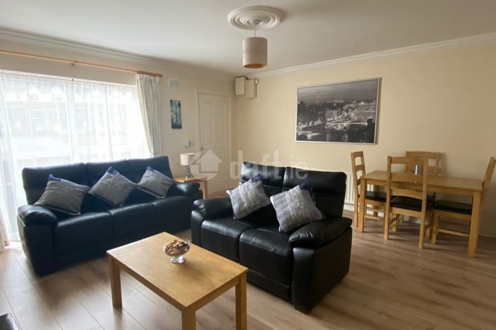 Larkfield Square, Lucan, Co. Dublin