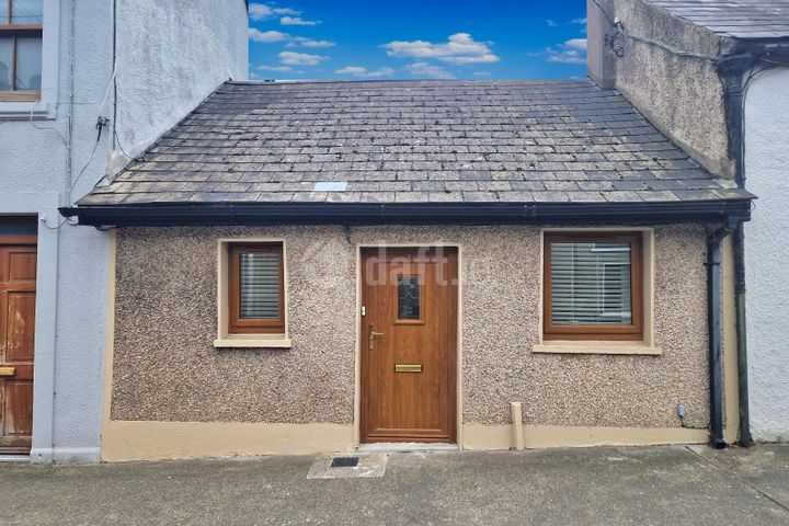 3 Lough Road, Co. Cork