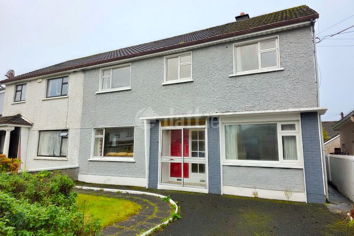 38 Greenfields Road, Newcastle, Newcastle, Co. Galway