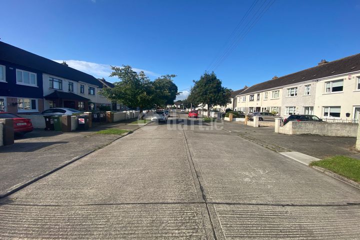 St James Road, Greenhills, Dublin 12 (Double Room To Rent)