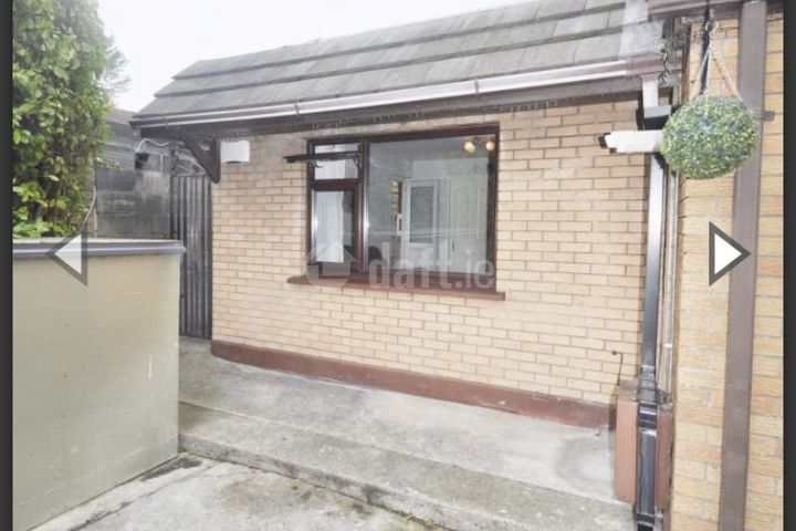 37 Pinewoods , Clondalkin, Dublin 22
