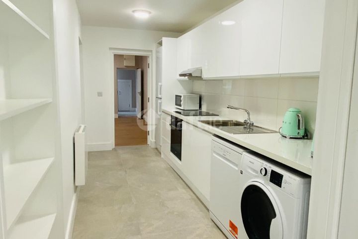 Flat 5, 22 Herbert Place, Dublin 2