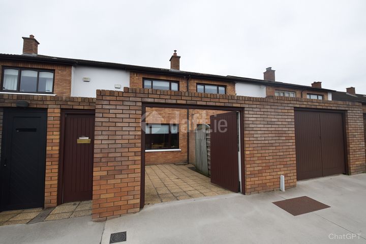 2 Killeen Mews, Saint Margaret's Avenue, Malahide, Co. Dublin