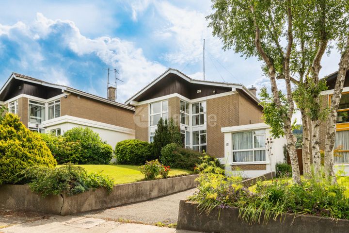 42 Kilgobbin Heights, Stepaside, Dublin 18