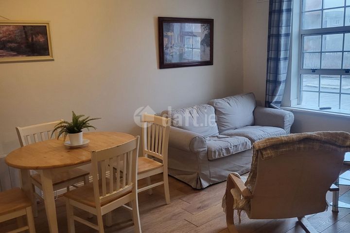 Apartment 2, 72 Meath Street, The Coombe, Dublin 8