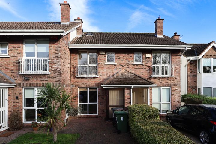 SHORT LET ONLY  - 6 Coppinger Wood, Stillorgan, Co. Dublin