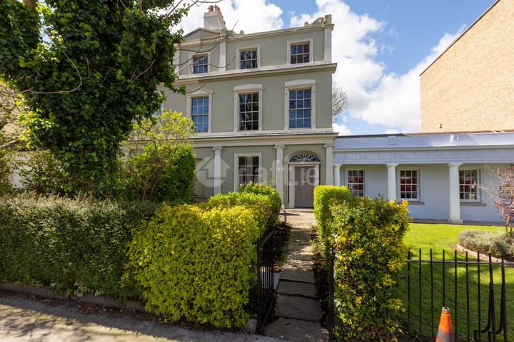 Harcourt Terrace, Dublin 2