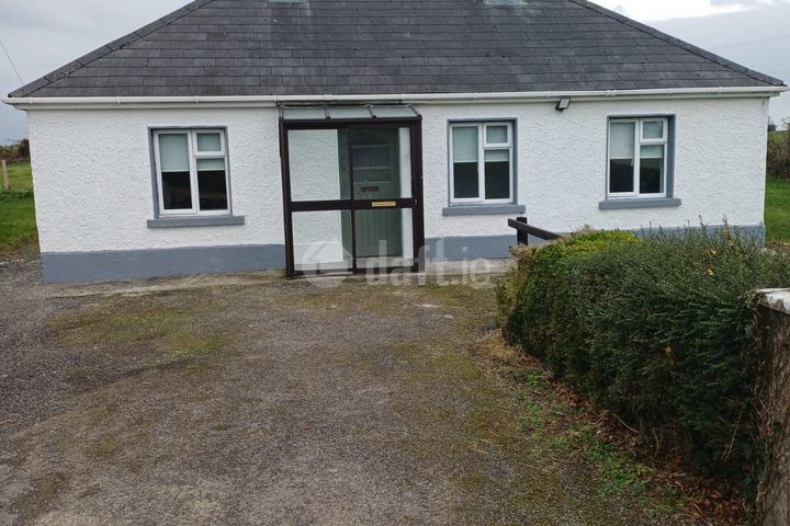 1, Castleblakeney, Co. Galway