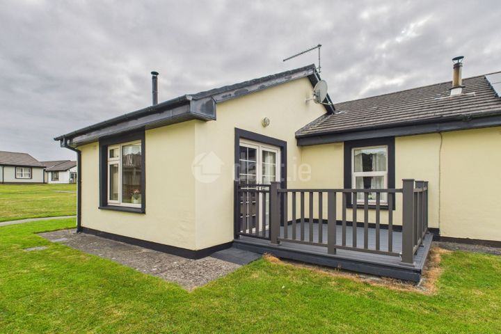 19 Pebble Place, Pebble Beach, Tramore, Co. Waterford