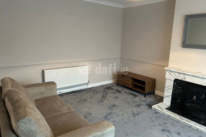 Roscommon Town, Athlone Road