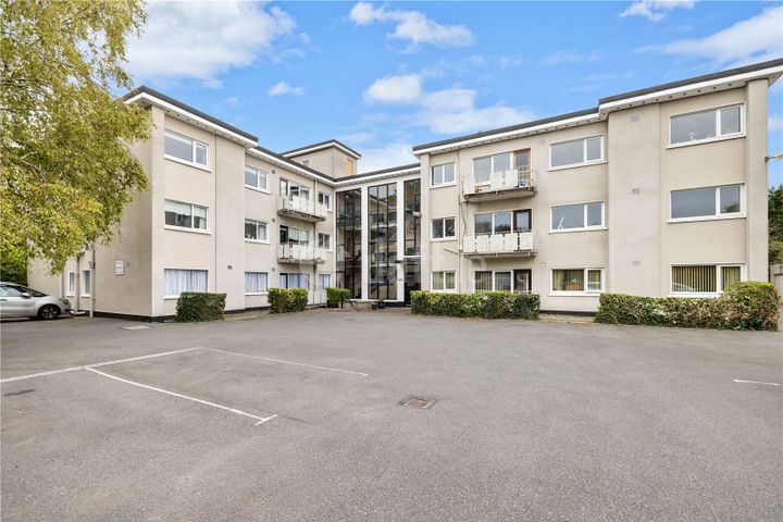 13 Cambria, De Vesci Court, Dun Laoghaire, Co. Dublin