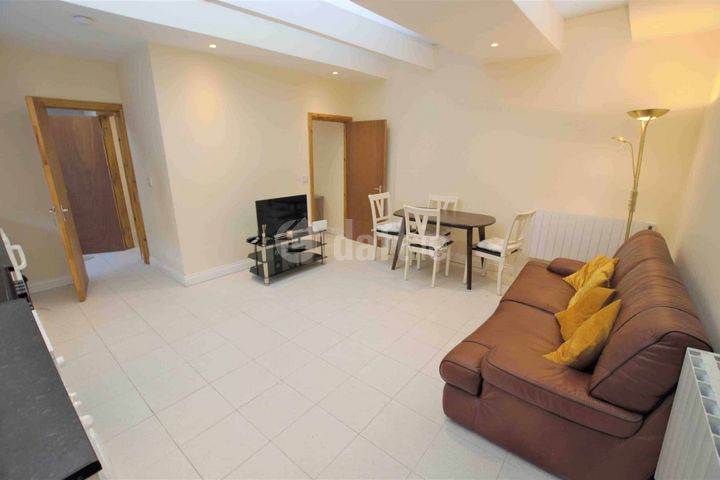 Albert College Park, Glasnevin, Dublin 11