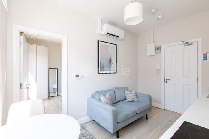 Apatrment 4, 44 Cabra Park, Phibsborough, Dublin 7