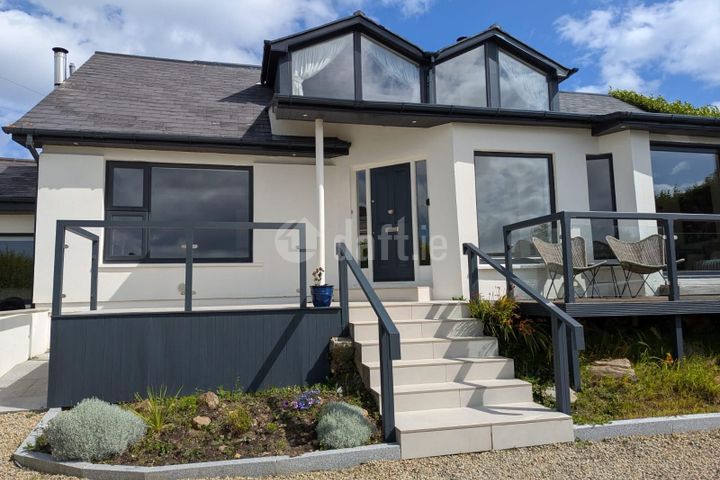 Thormanby Road, Howth, Dublin 13