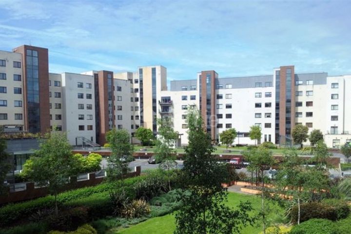 Burnell Square, Clarehall, Dublin 13