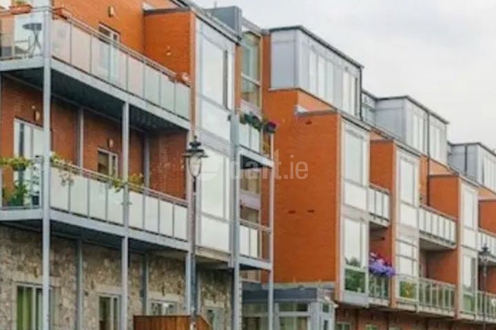Dakota Court, Royal Canal Bank, Dubl, Phibsborough, Dublin 7