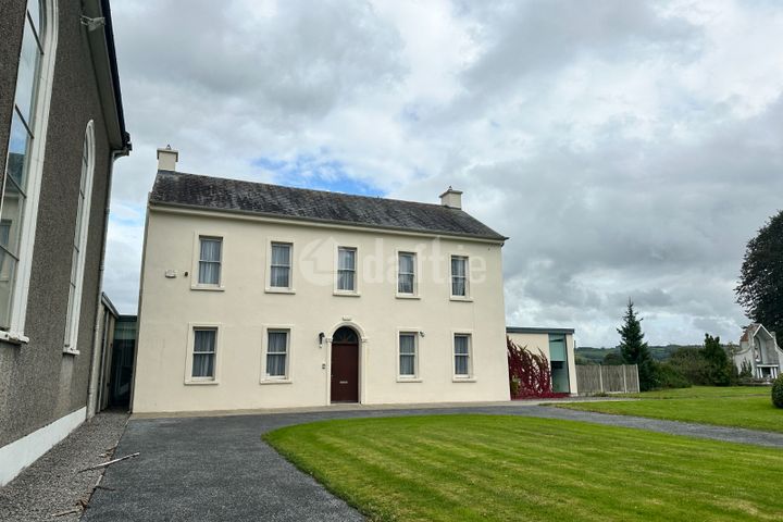 Tóchair, Friary Street, Knocktopher, Co. Kilkenny