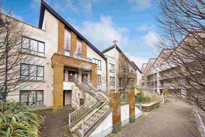 Marlfield Terrace, Kiltipper, Dublin 24