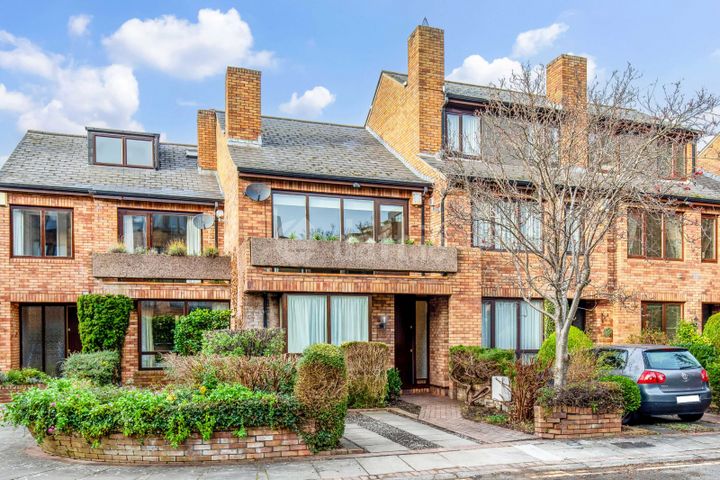 75 Merrion Village, Merrion Road, Merrion, Dublin 4