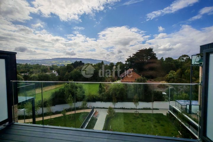 Carricail, Dublin 18, Carrickmines, Dublin 18