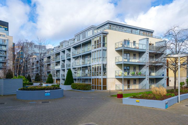 Apartment 86, The Clayton, The Gasworks, Grand Canal Dock, Dublin 4