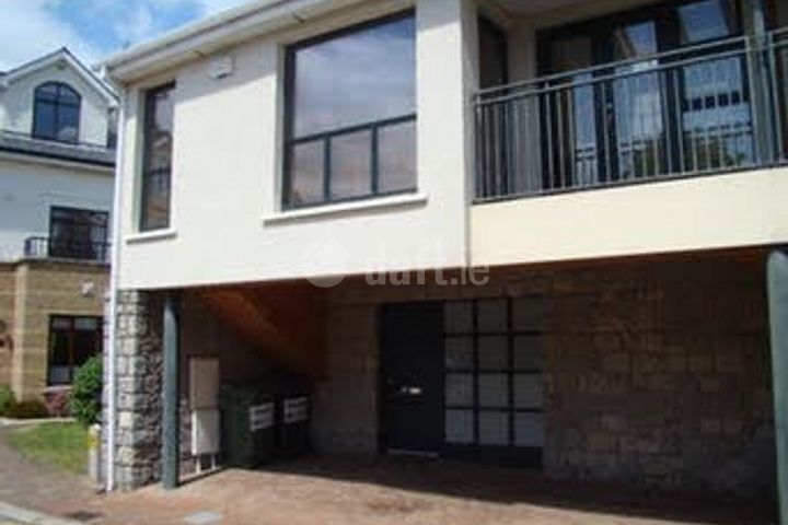 2 Breffni Mews, Elton Court, Sandycove, Co. Dublin