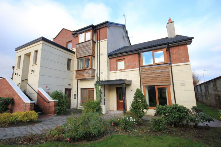 90 The Oaks, Maryborough Ridge, Rochestown, Co. Cork