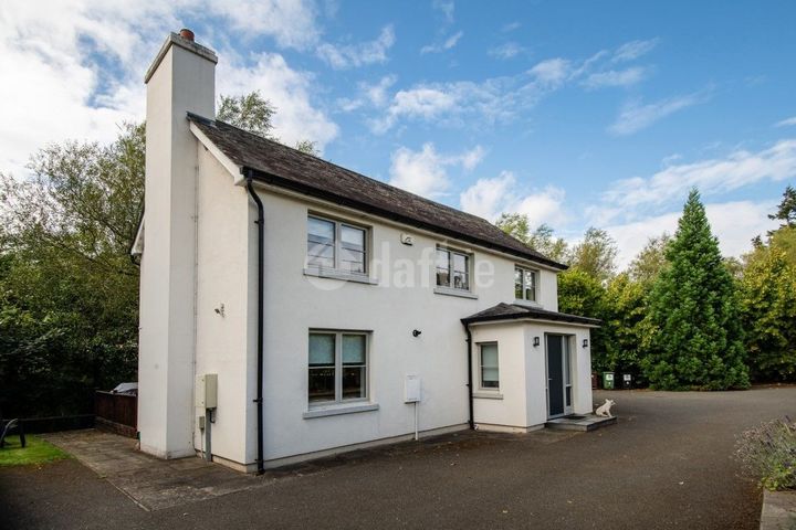 Whitechurch Road, Edmondstown, Dublin 16