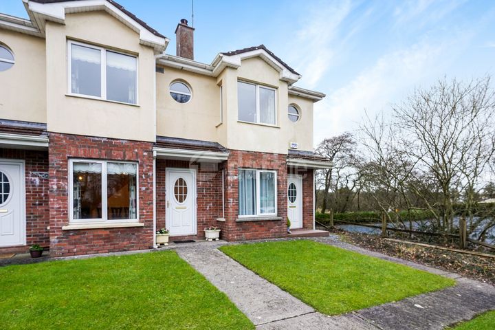 2 The Waterfront, Chapel Road, Bailieborough, Co. Cavan