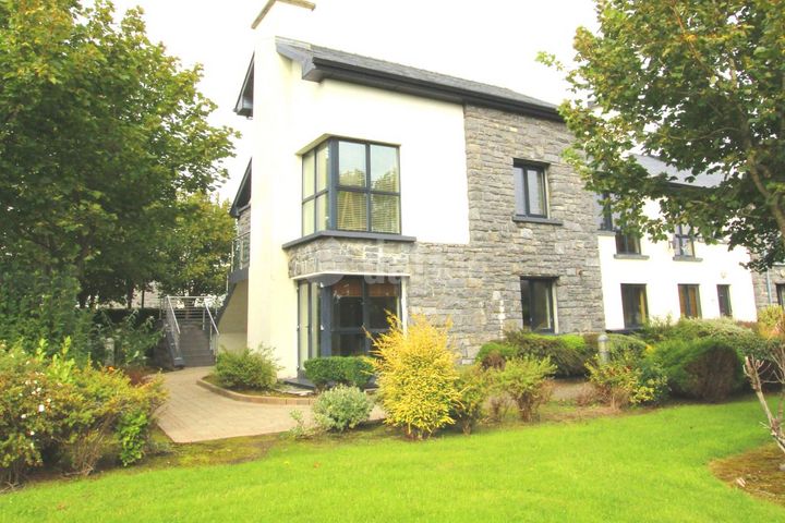 51 Thornberry, Trusky West, Barna, Co. Galway