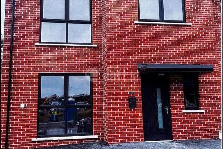 Arderrow, BallyHooly Road, Ballyvolane, Co. Cork