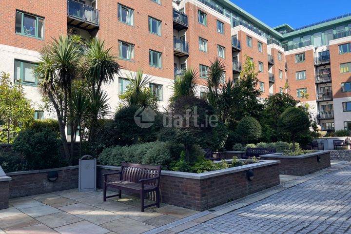 Adelaide Square, Dublin 8